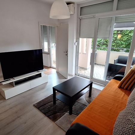 Apartman Katnic By The Beach ツリクヴェニツァ エクステリア 写真